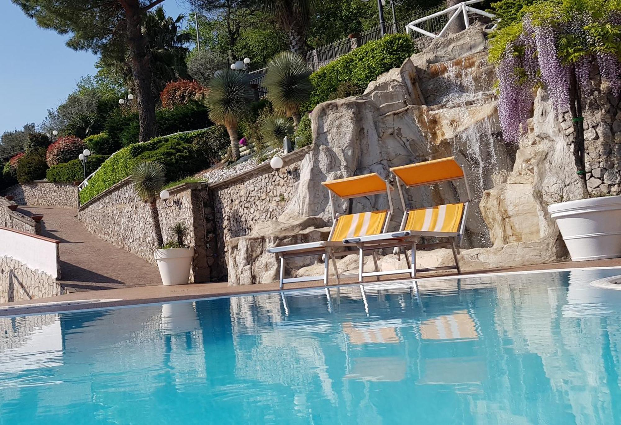 Villa Al Rifugio Cava deʼ Tirreni Zewnętrze zdjęcie