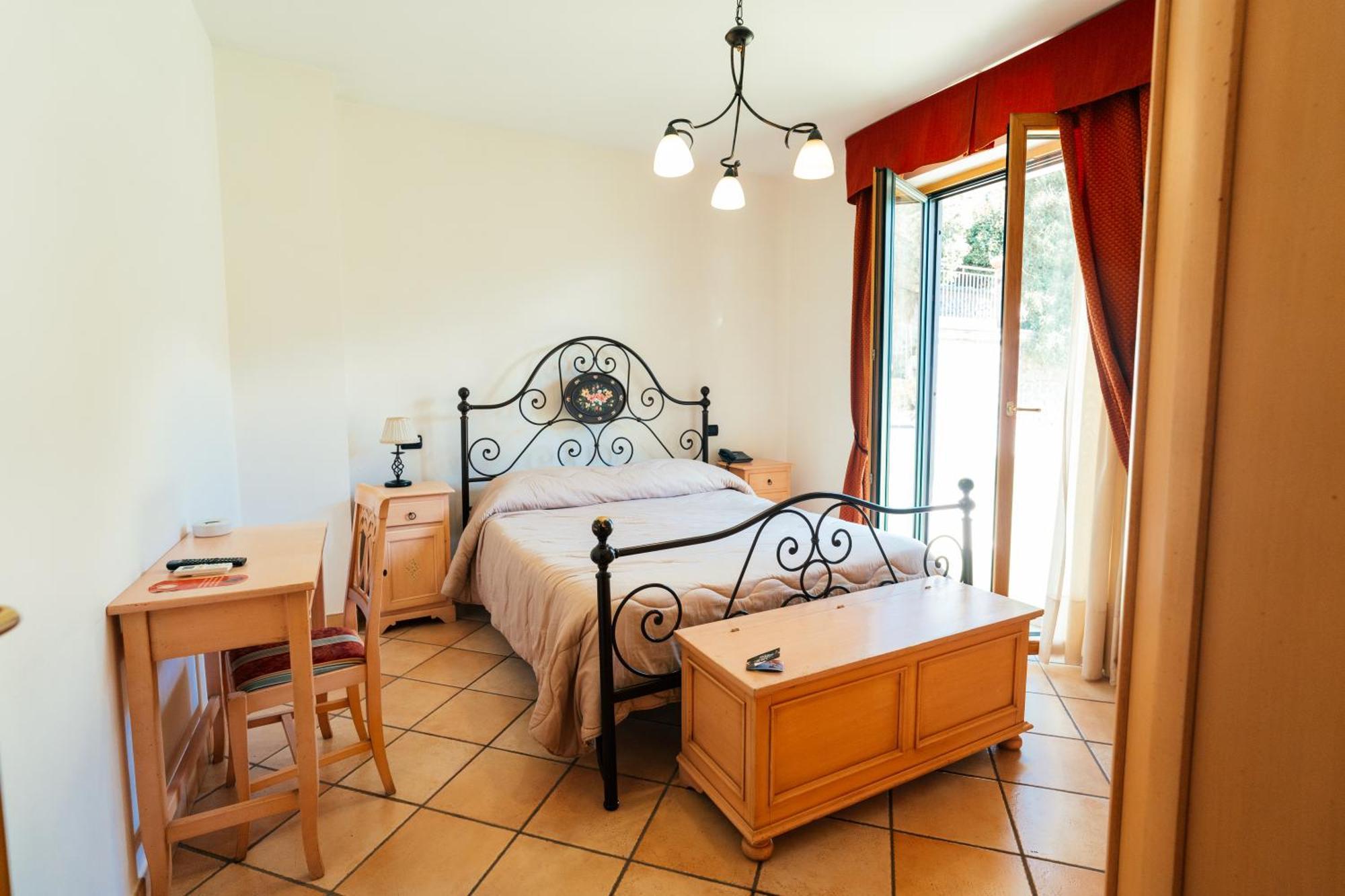 Villa Al Rifugio Cava deʼ Tirreni Zewnętrze zdjęcie