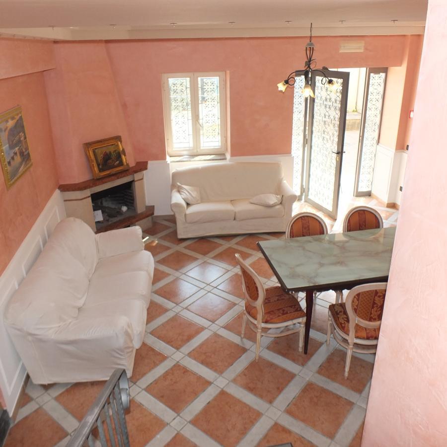Villa Al Rifugio Cava deʼ Tirreni Zewnętrze zdjęcie