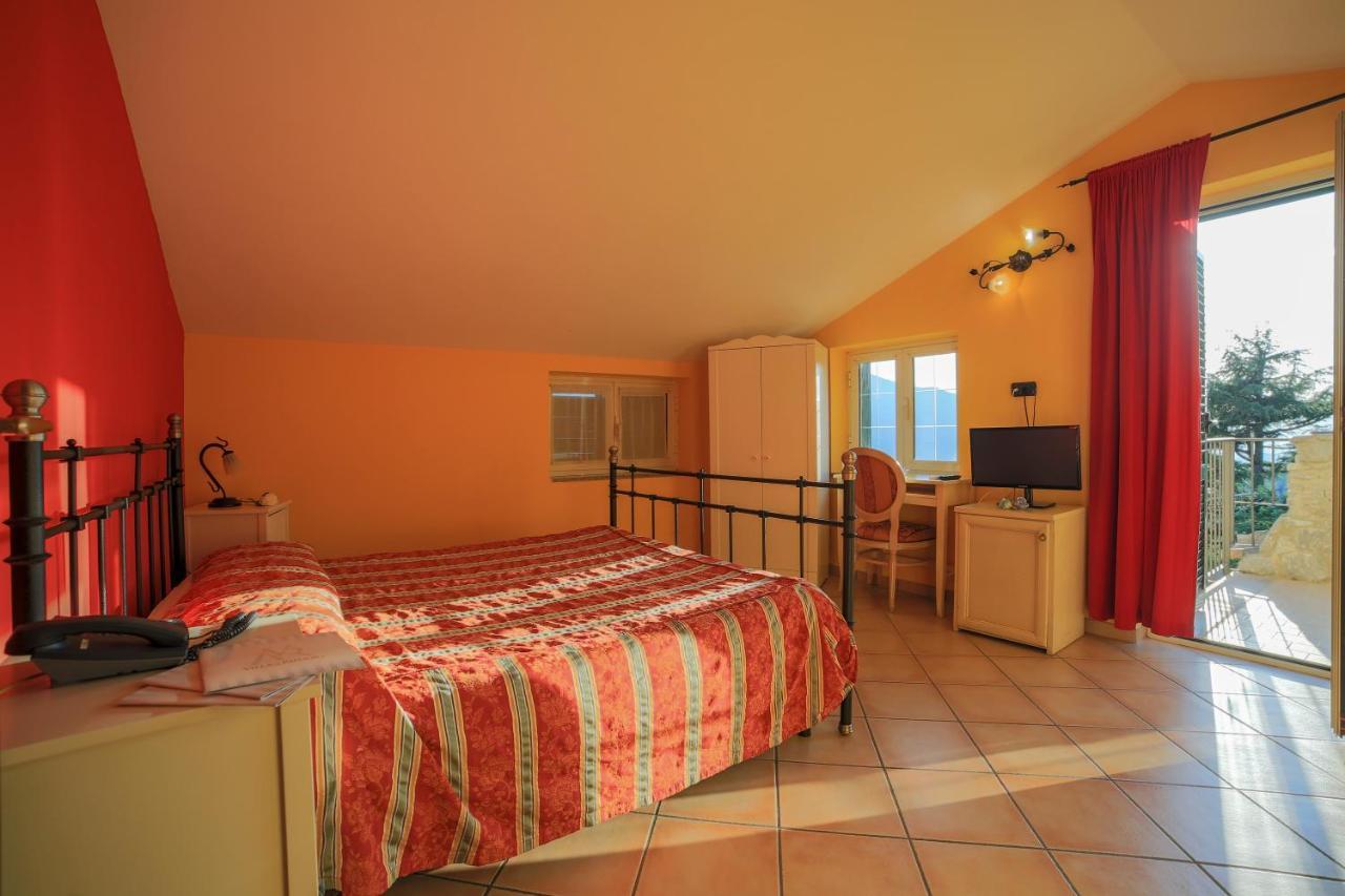 Villa Al Rifugio Cava deʼ Tirreni Zewnętrze zdjęcie